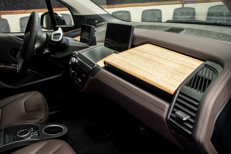 Торпедо BMW i3s by AC Schnitzer (I01) 2019 года  (фото 8 из 15)